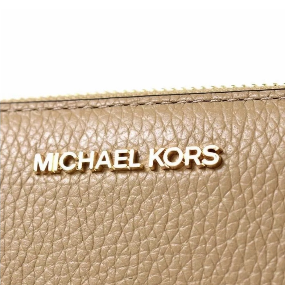 Michael Kors Jet Set Continental Large Wristlet Pebbled Leather Camel - Picture 7 of 8